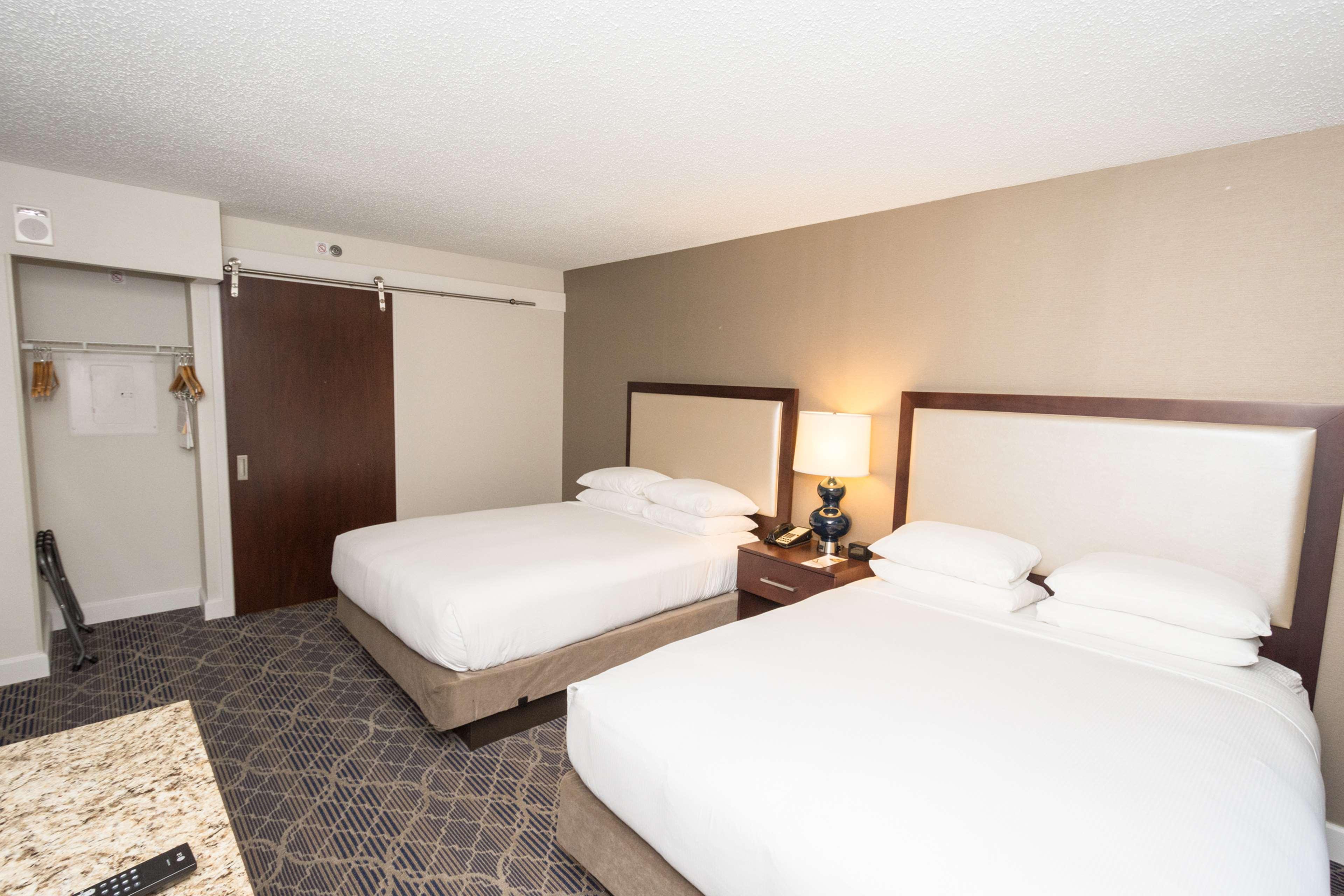 Doubletree Suites By Hilton At The Battery Atlanta Smyrna Exteriér fotografie