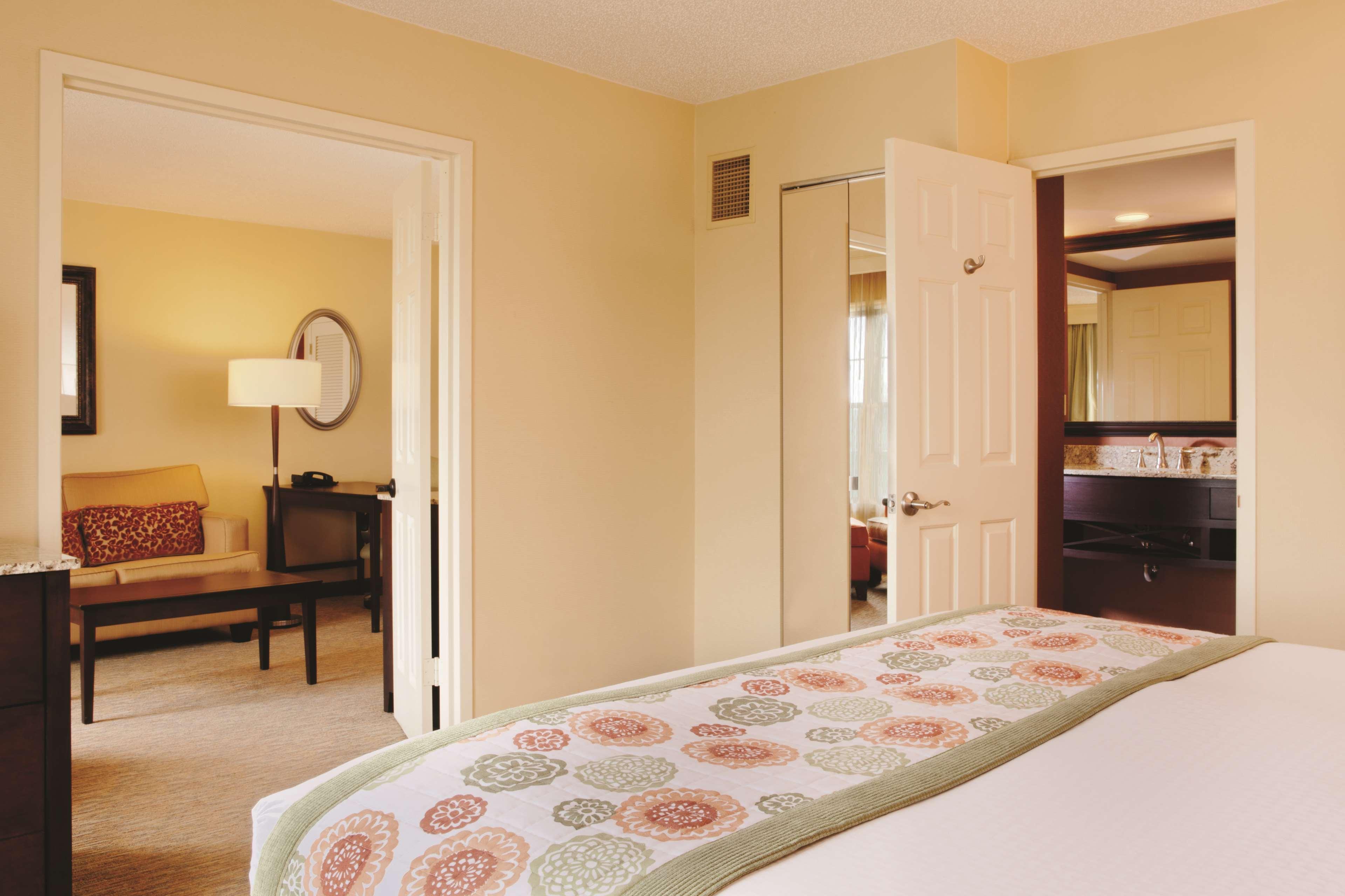 Doubletree Suites By Hilton At The Battery Atlanta Smyrna Exteriér fotografie