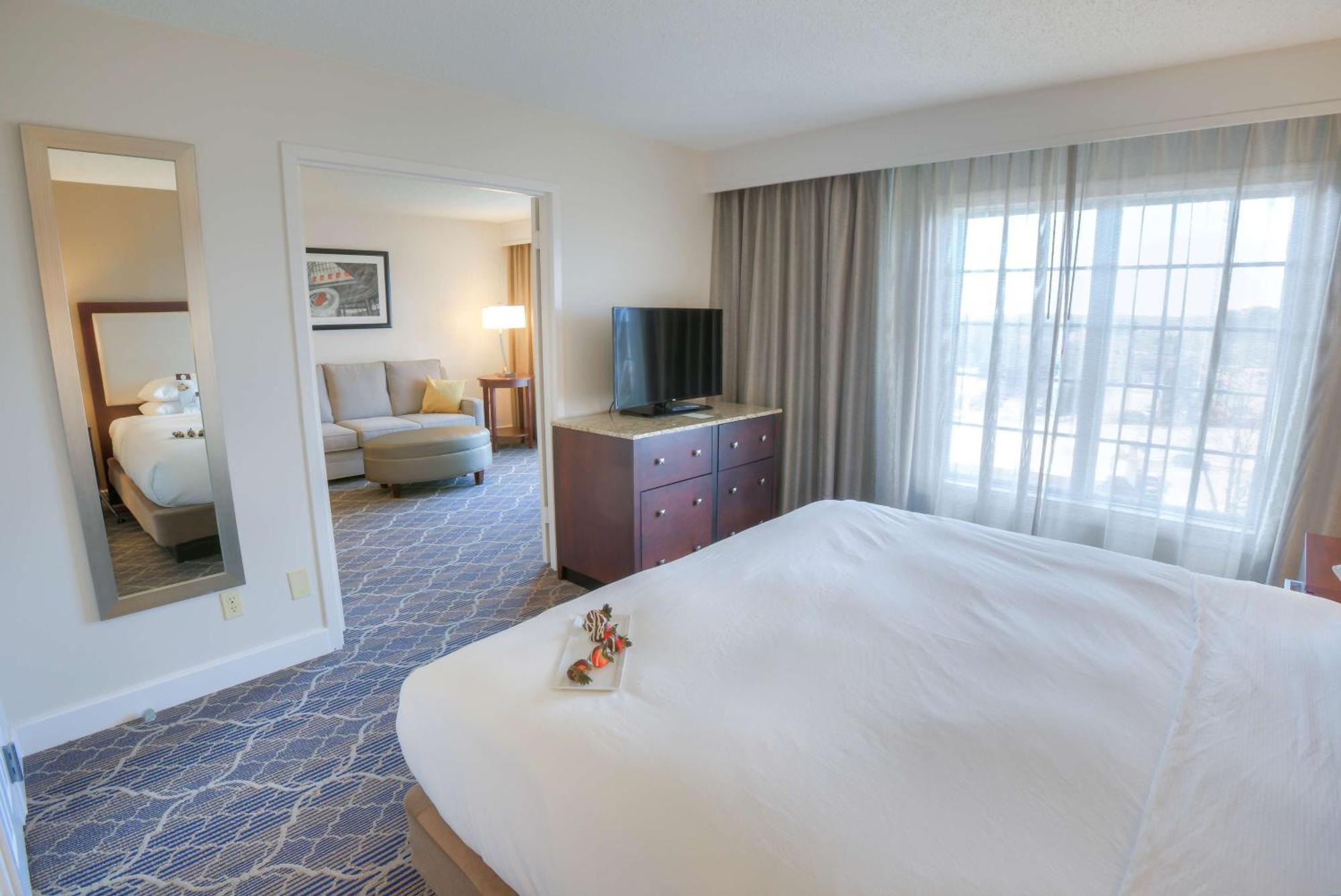 Doubletree Suites By Hilton At The Battery Atlanta Smyrna Exteriér fotografie